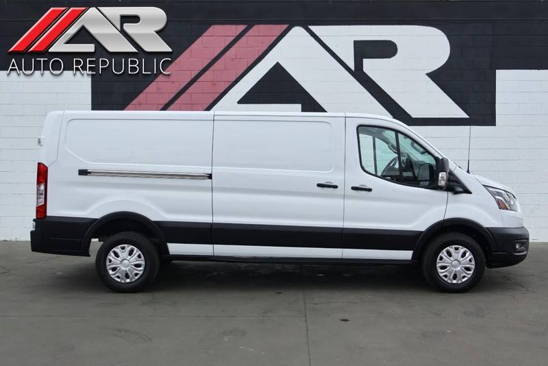2022 Ford E-transit Cargo Van