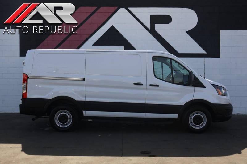 2024 Ford Transit Cargo Van