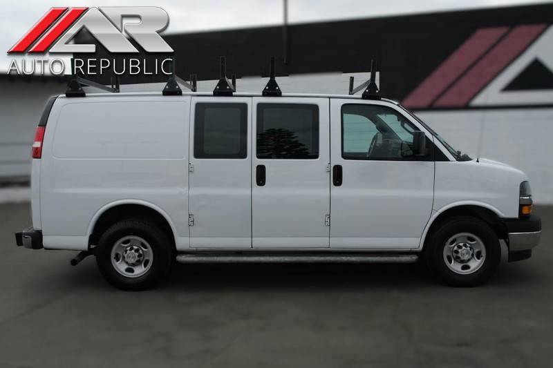 2020 Chevrolet Express Cargo Van
