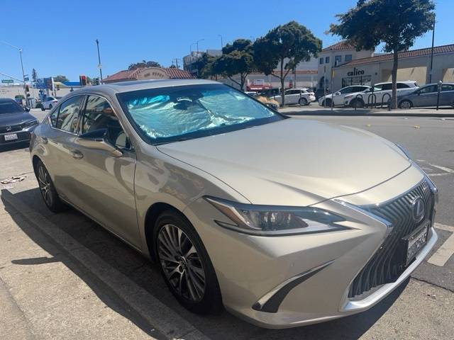2021 Lexus ES