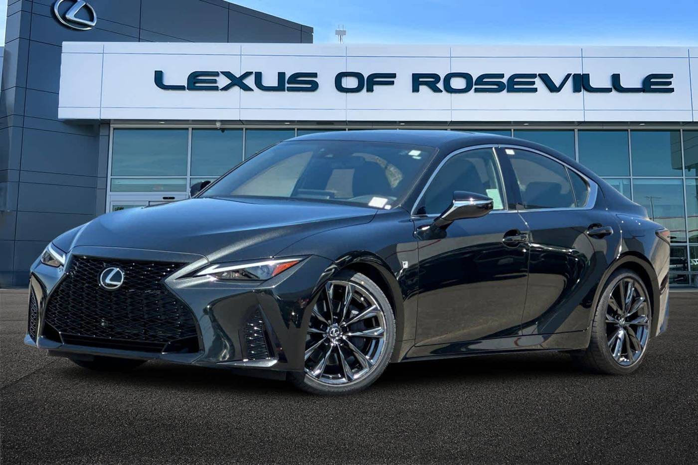 2022 Lexus IS