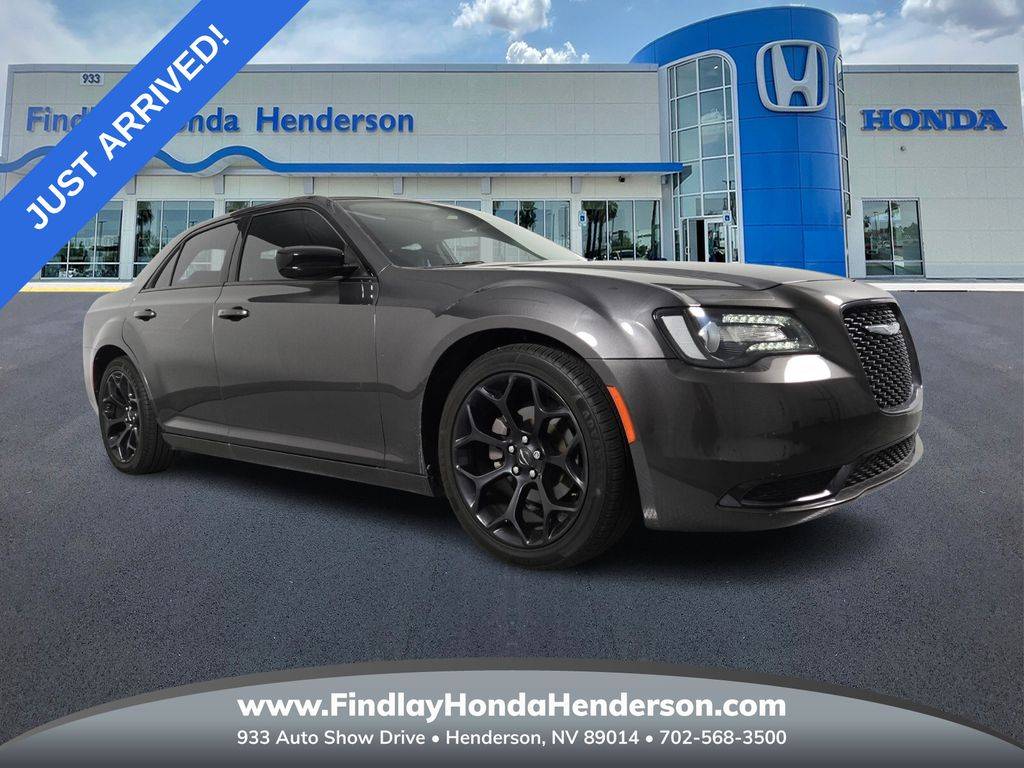2019 Chrysler 300