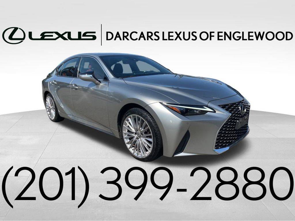 2022 Lexus IS