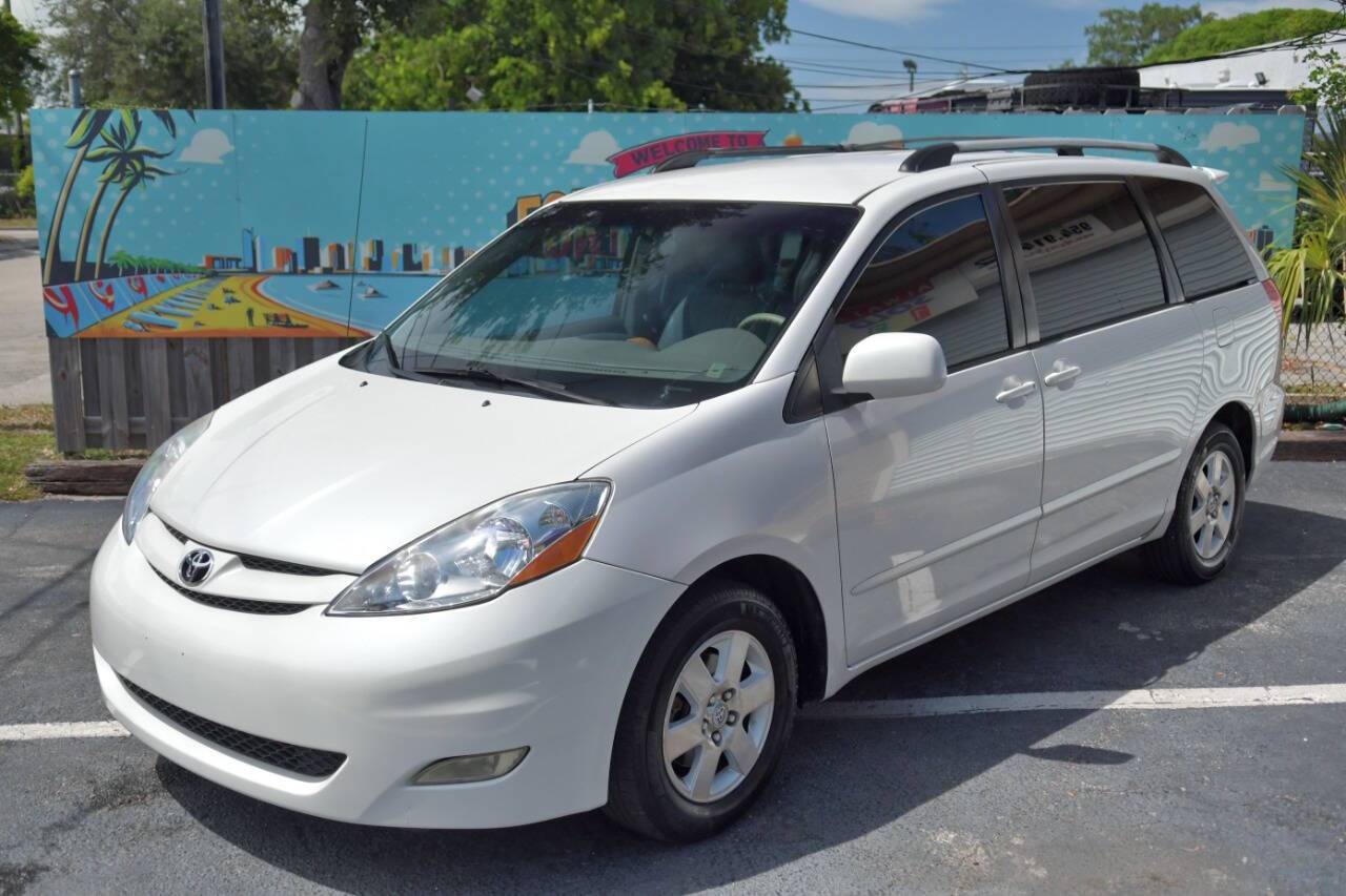 2008 Toyota Sienna