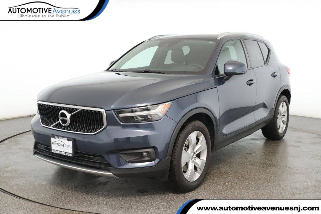 2021 Volvo XC40