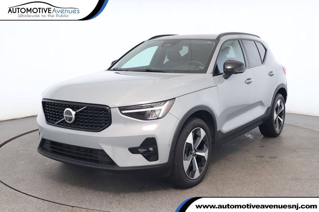 2024 Volvo XC40