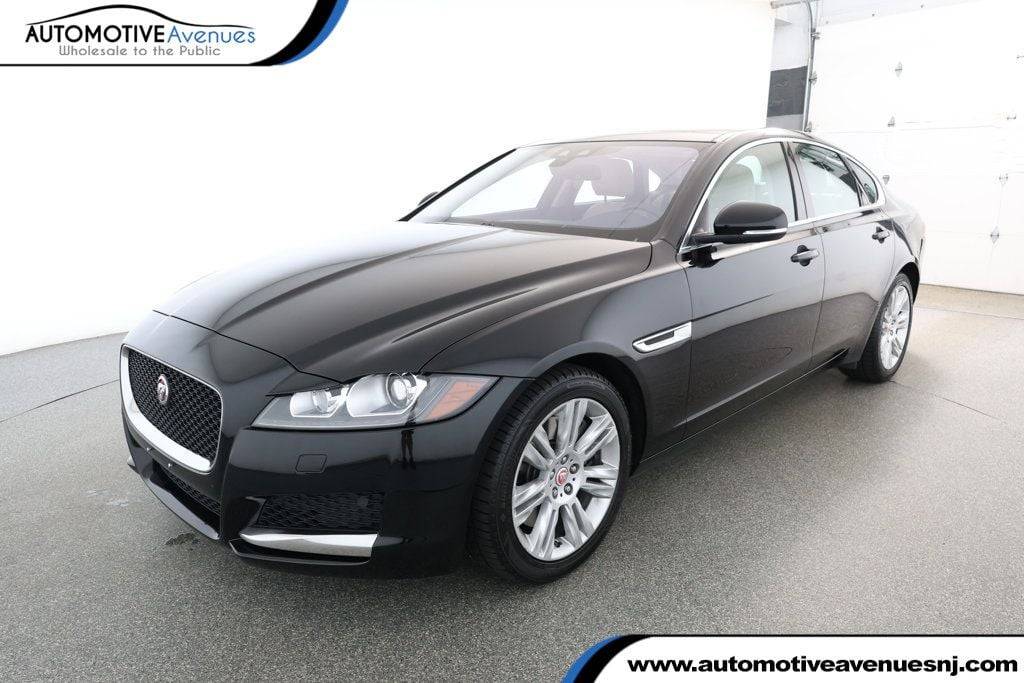 2017 Jaguar XF