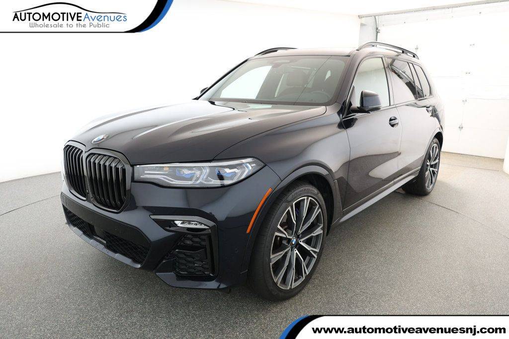 2021 BMW X7