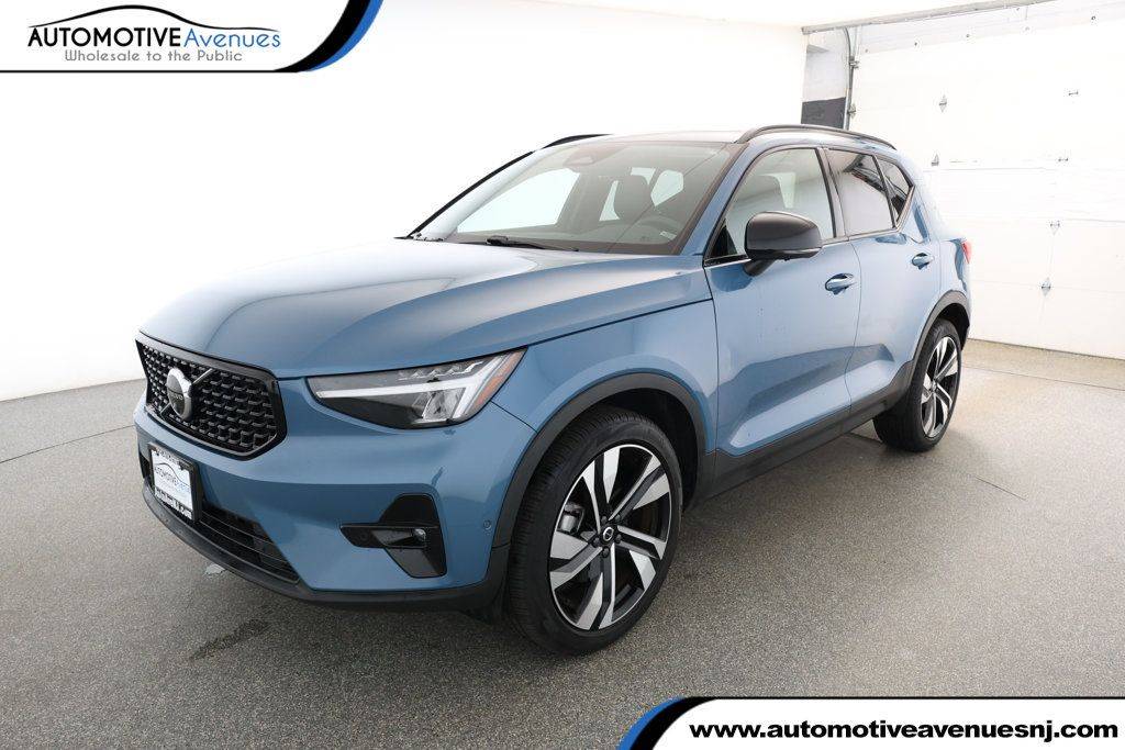 2024 Volvo XC40