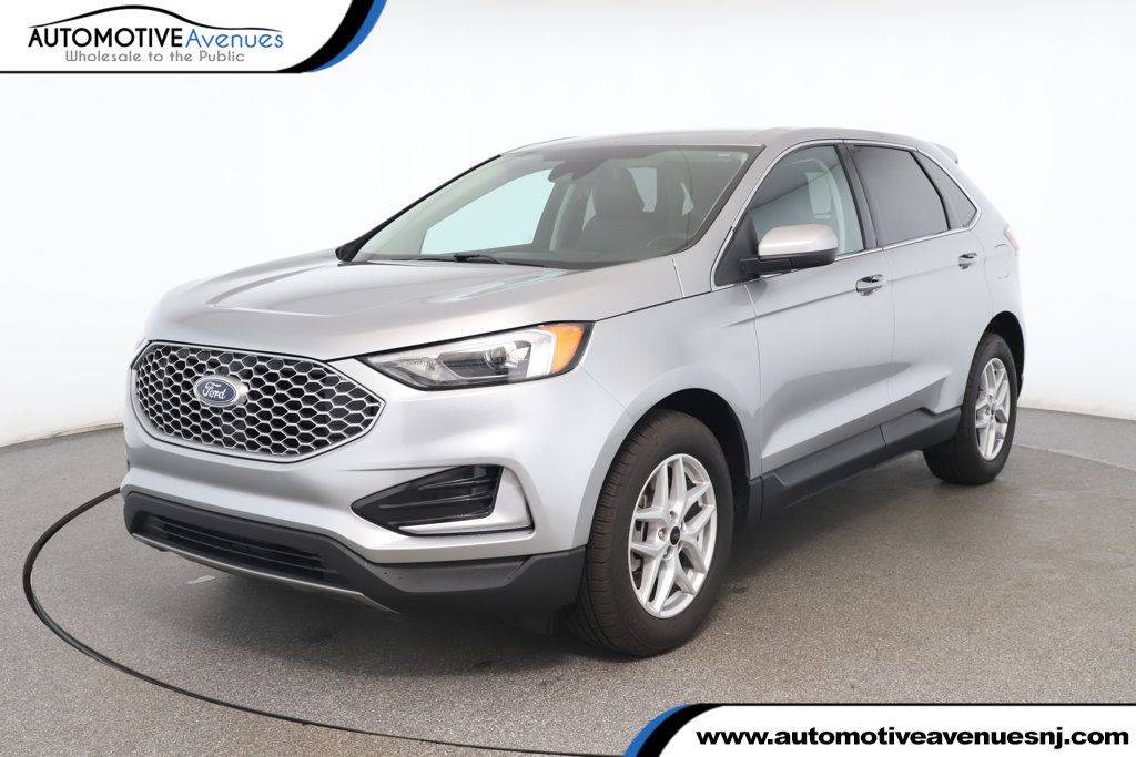 2023 Ford Edge