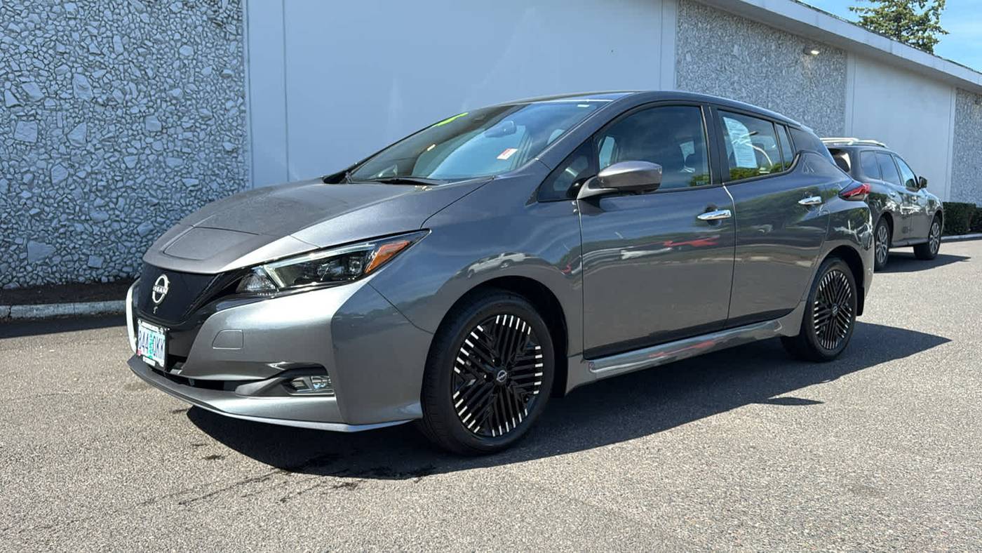 2025 Nissan Leaf