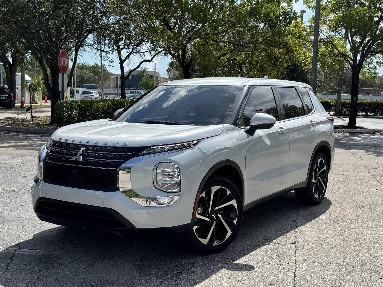 2022 Mitsubishi Outlander