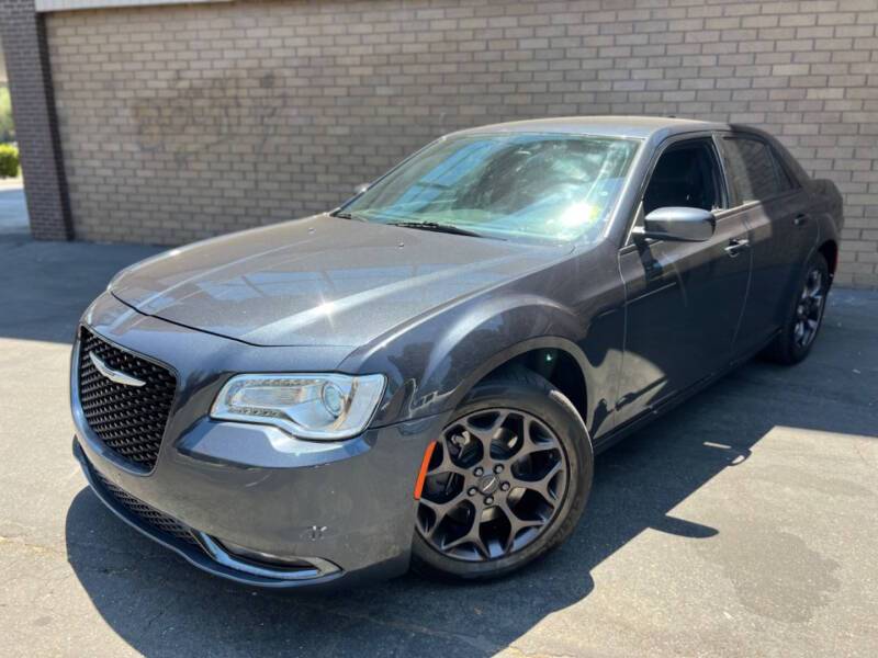 2019 Chrysler 300