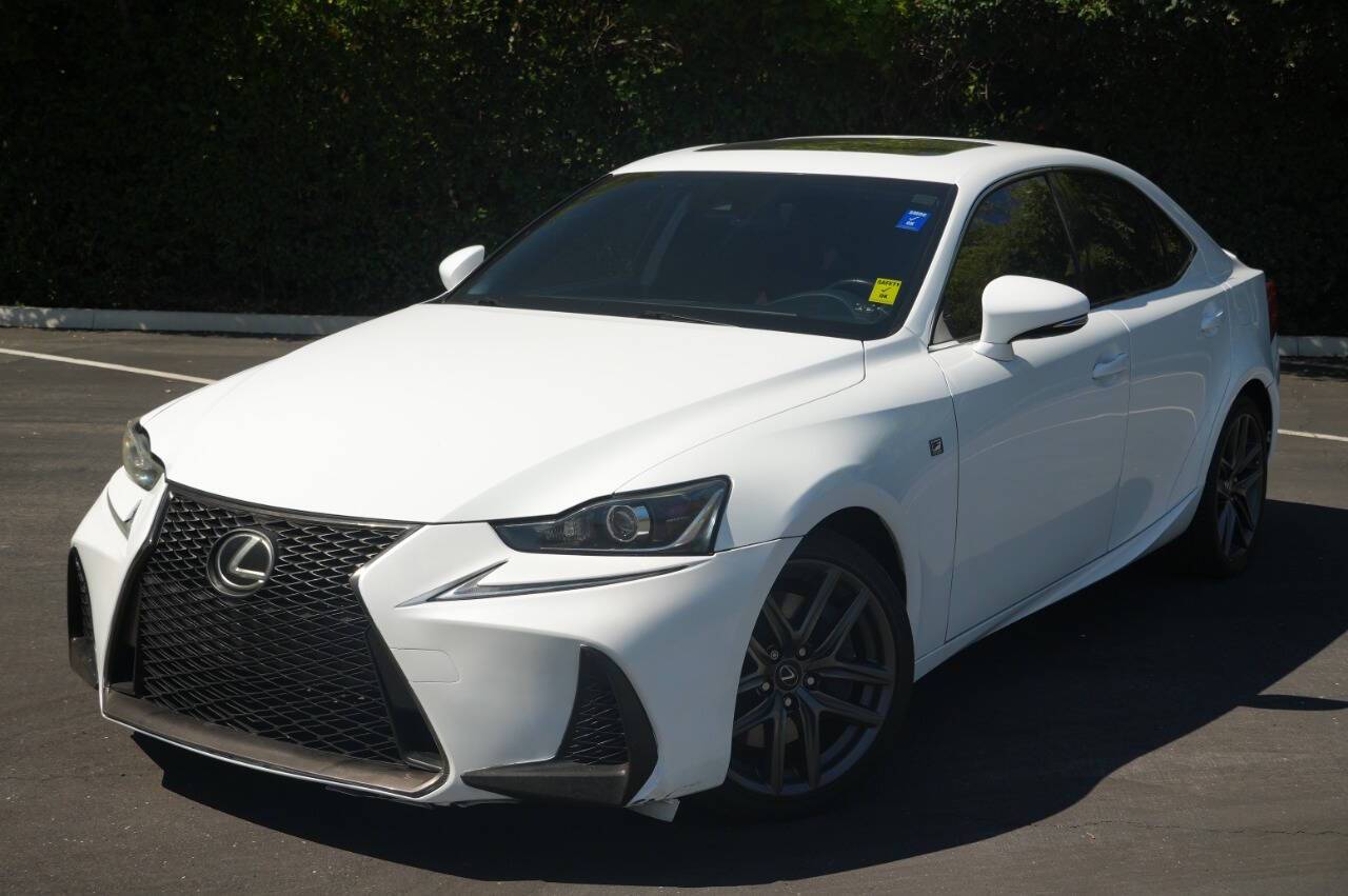 2017 Lexus IS