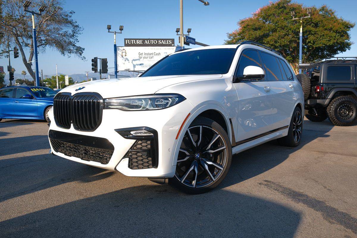 2022 BMW X7