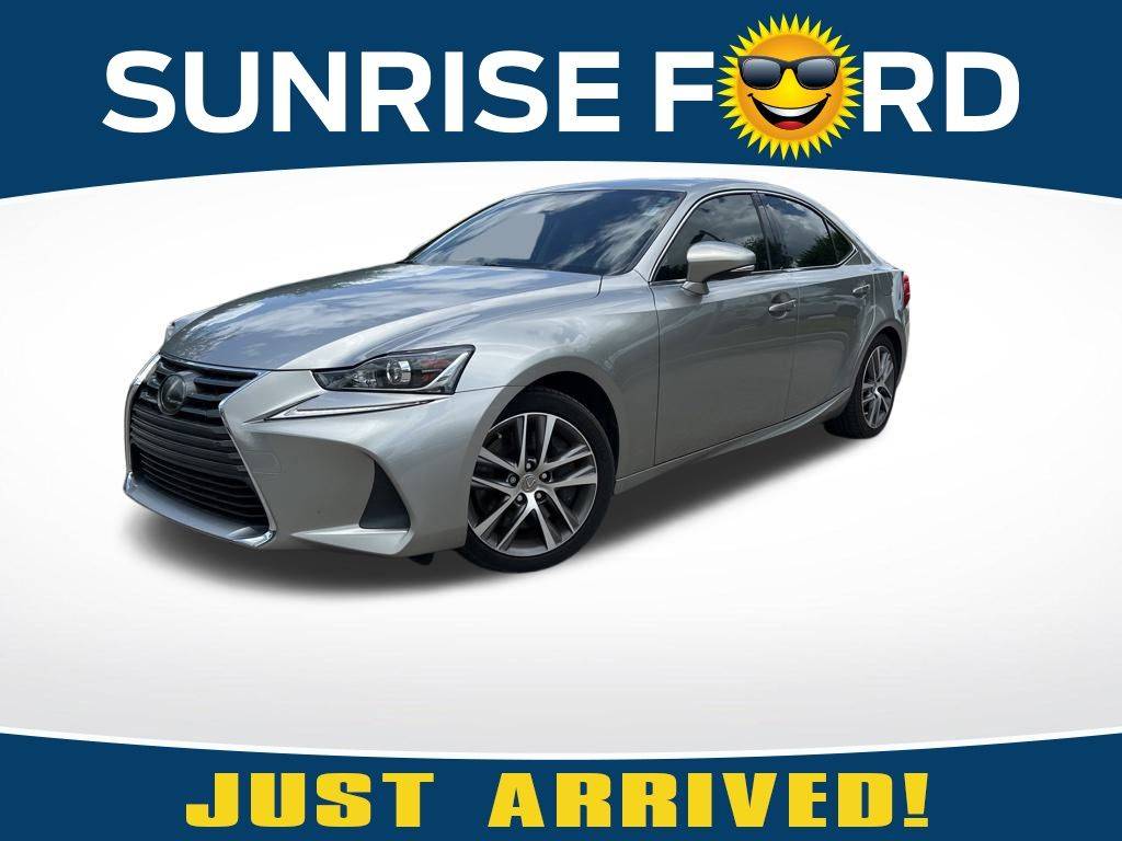 2020 Lexus IS