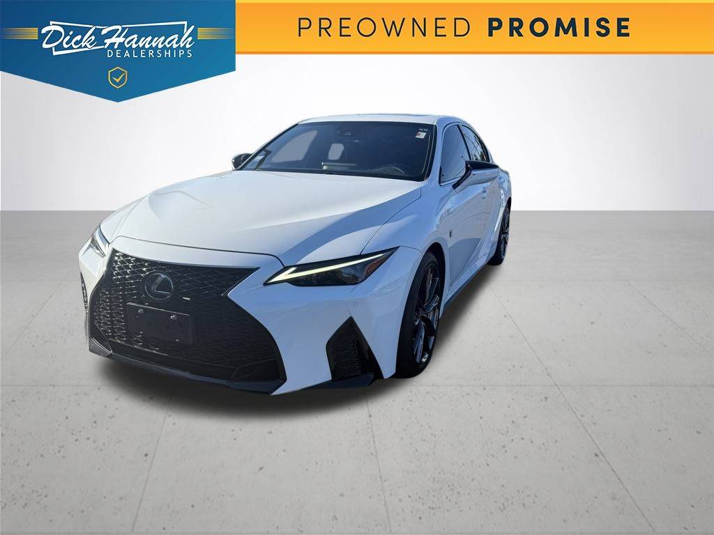 2022 Lexus IS