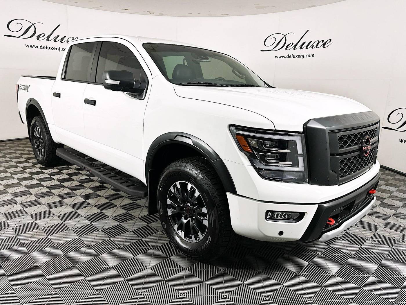 2023 Nissan Titan
