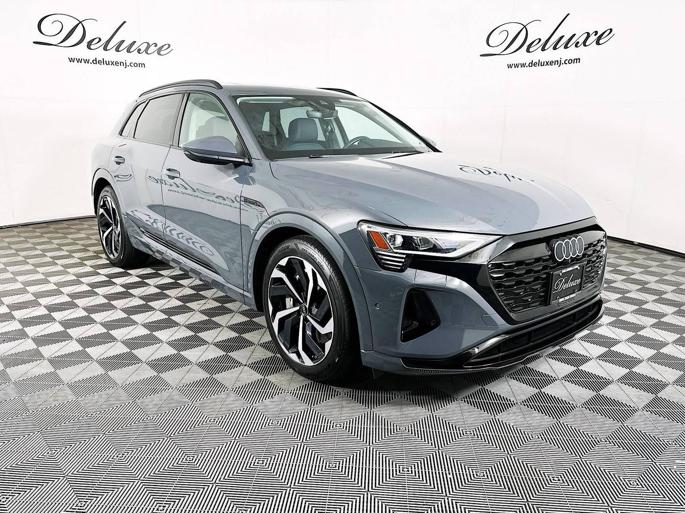 2024 Audi Q8 E-tron