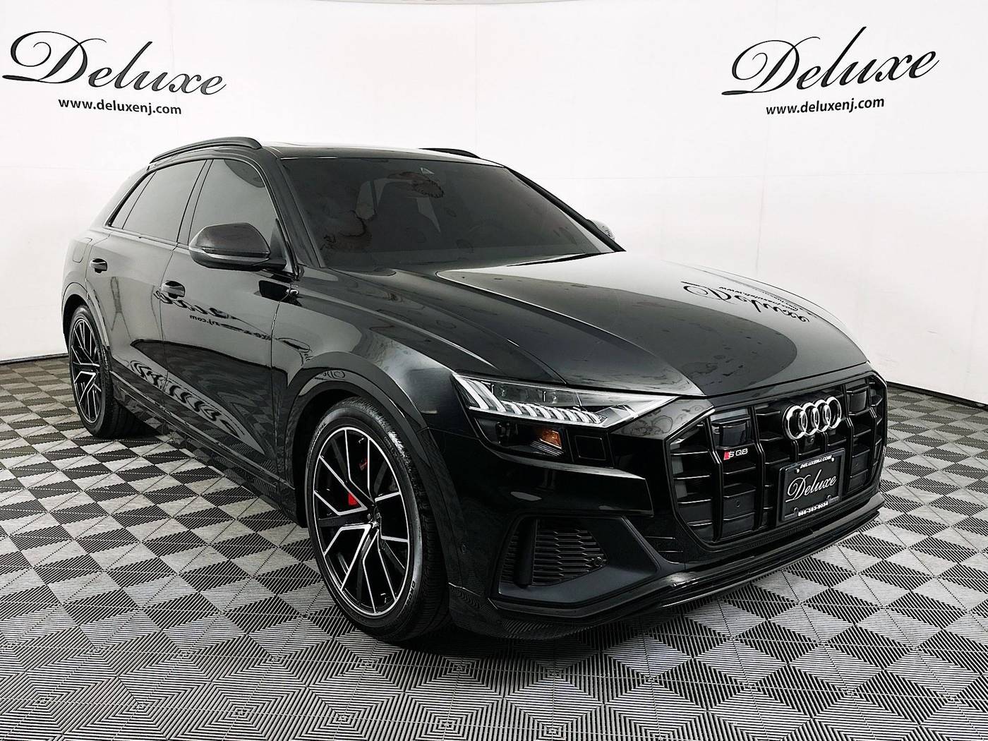 2023 Audi SQ8