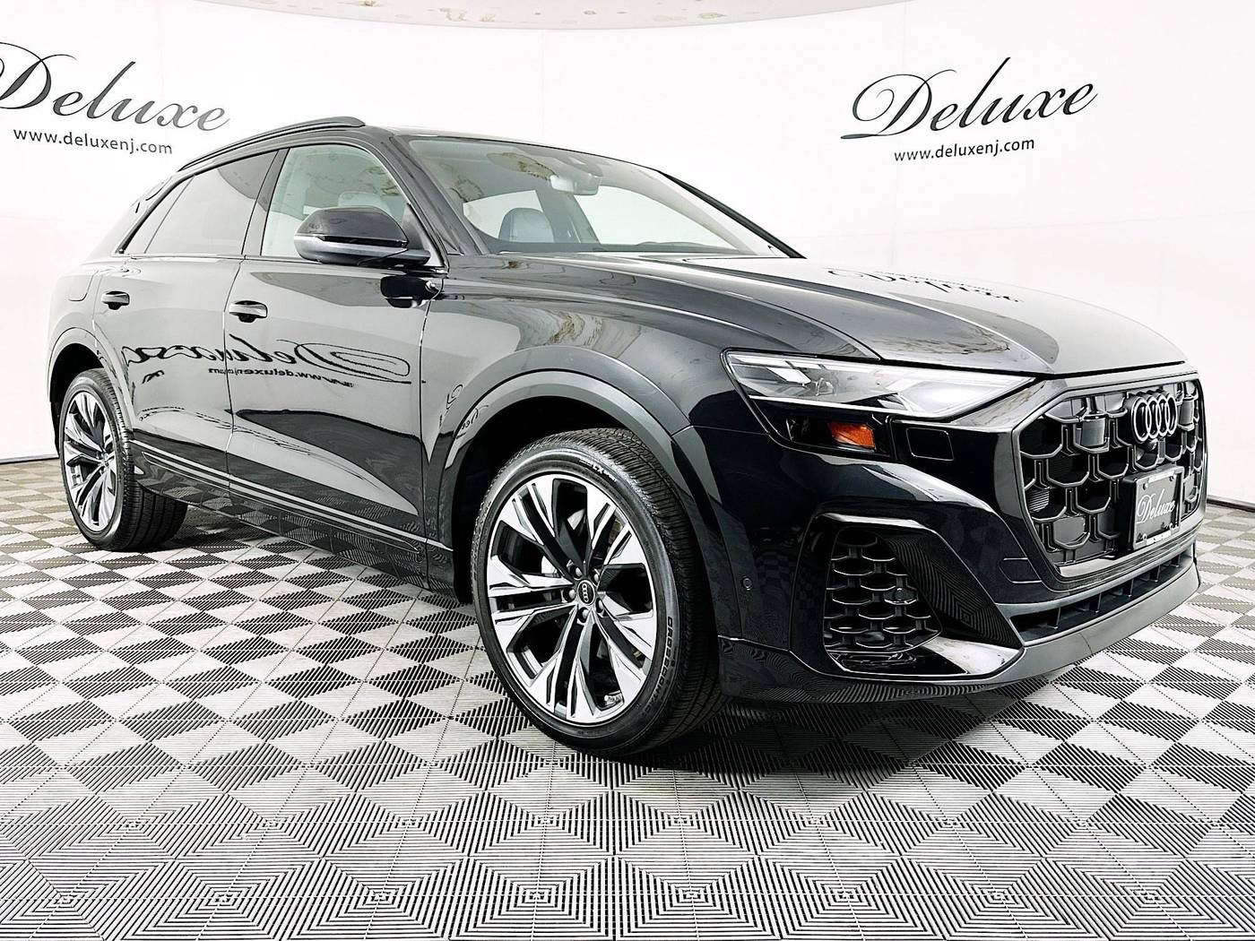 2024 Audi Q8
