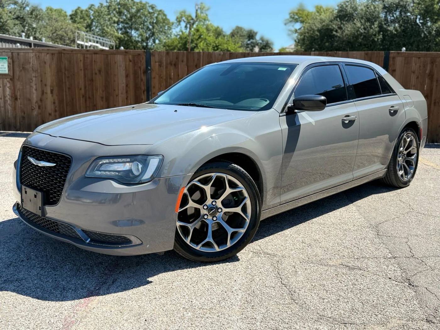 2018 Chrysler 300
