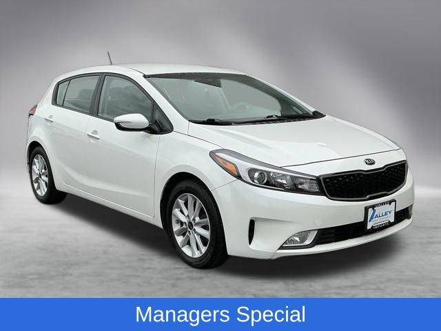 2017 Kia Forte5