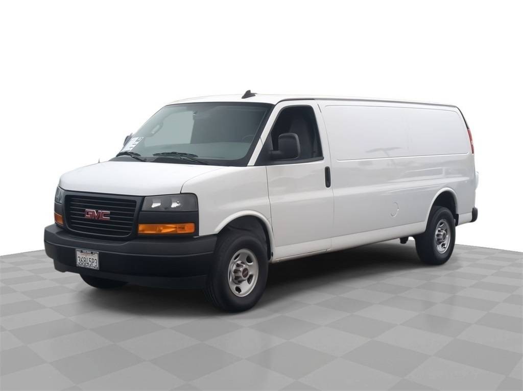 2023 GMC Savana Cargo Van