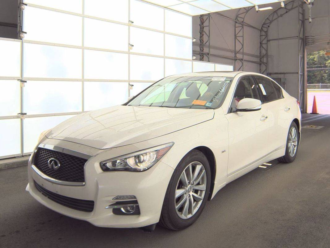 2016 Infiniti Q50