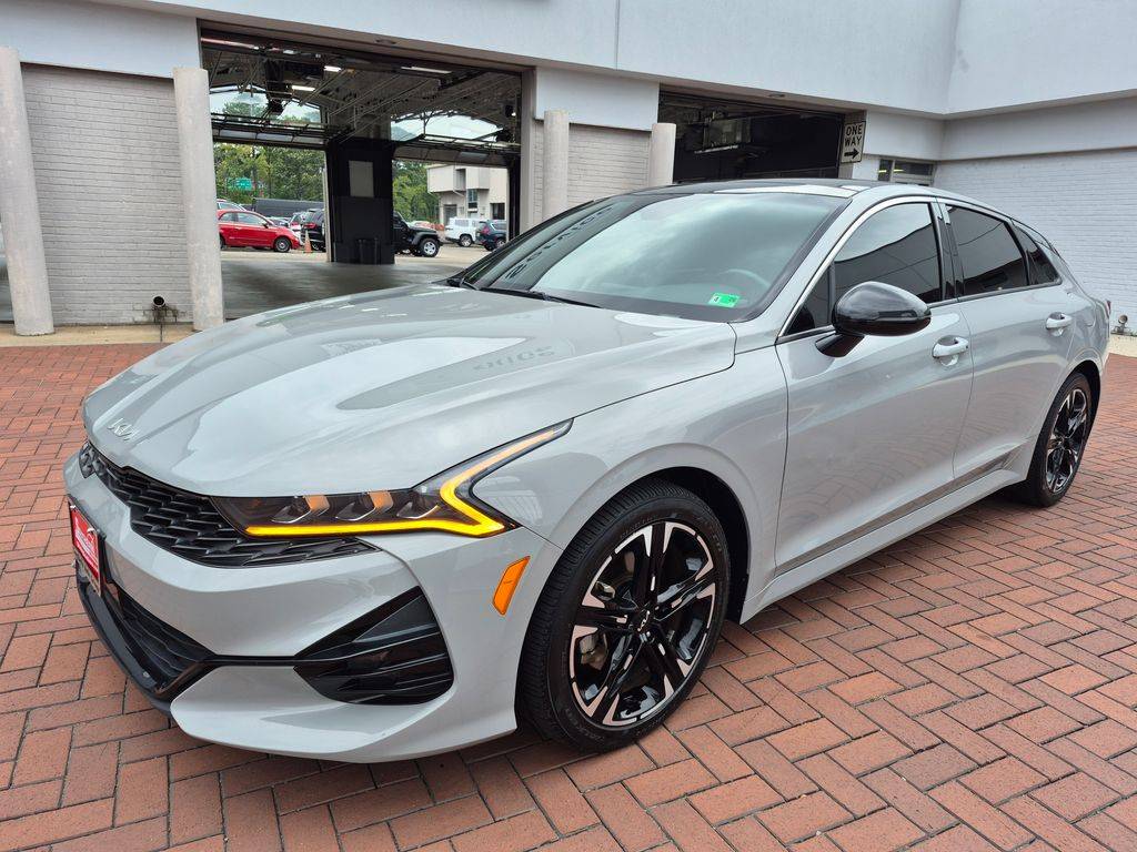2022 Kia K5