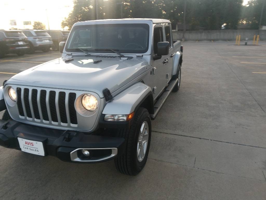 2023 Jeep Gladiator