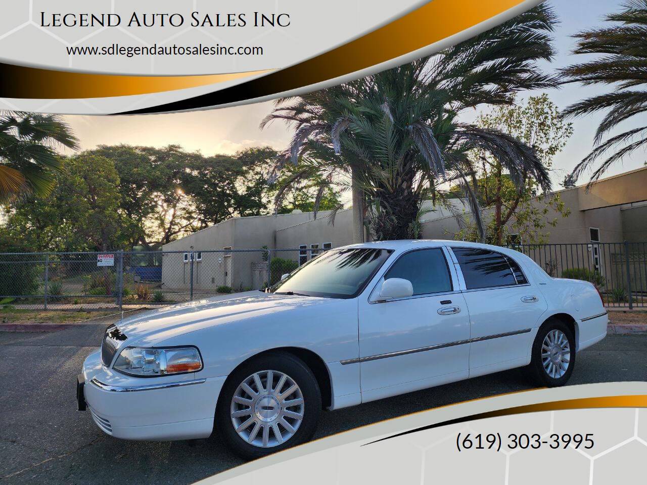 2003 Lincoln Town Car