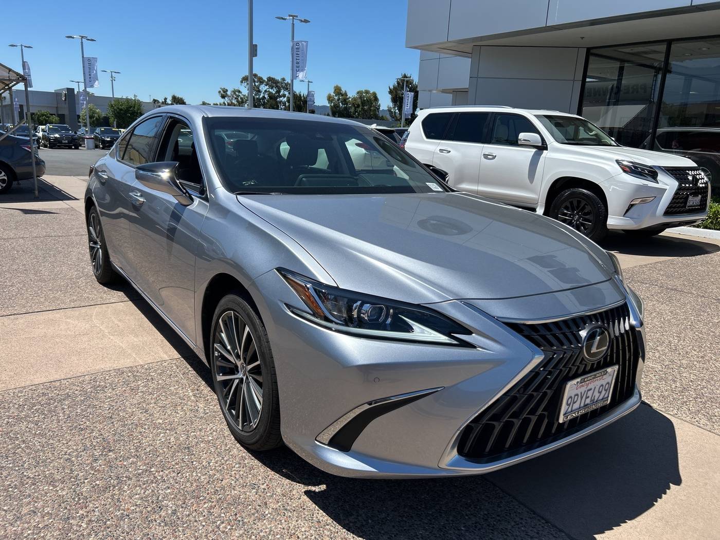 2025 Lexus ES