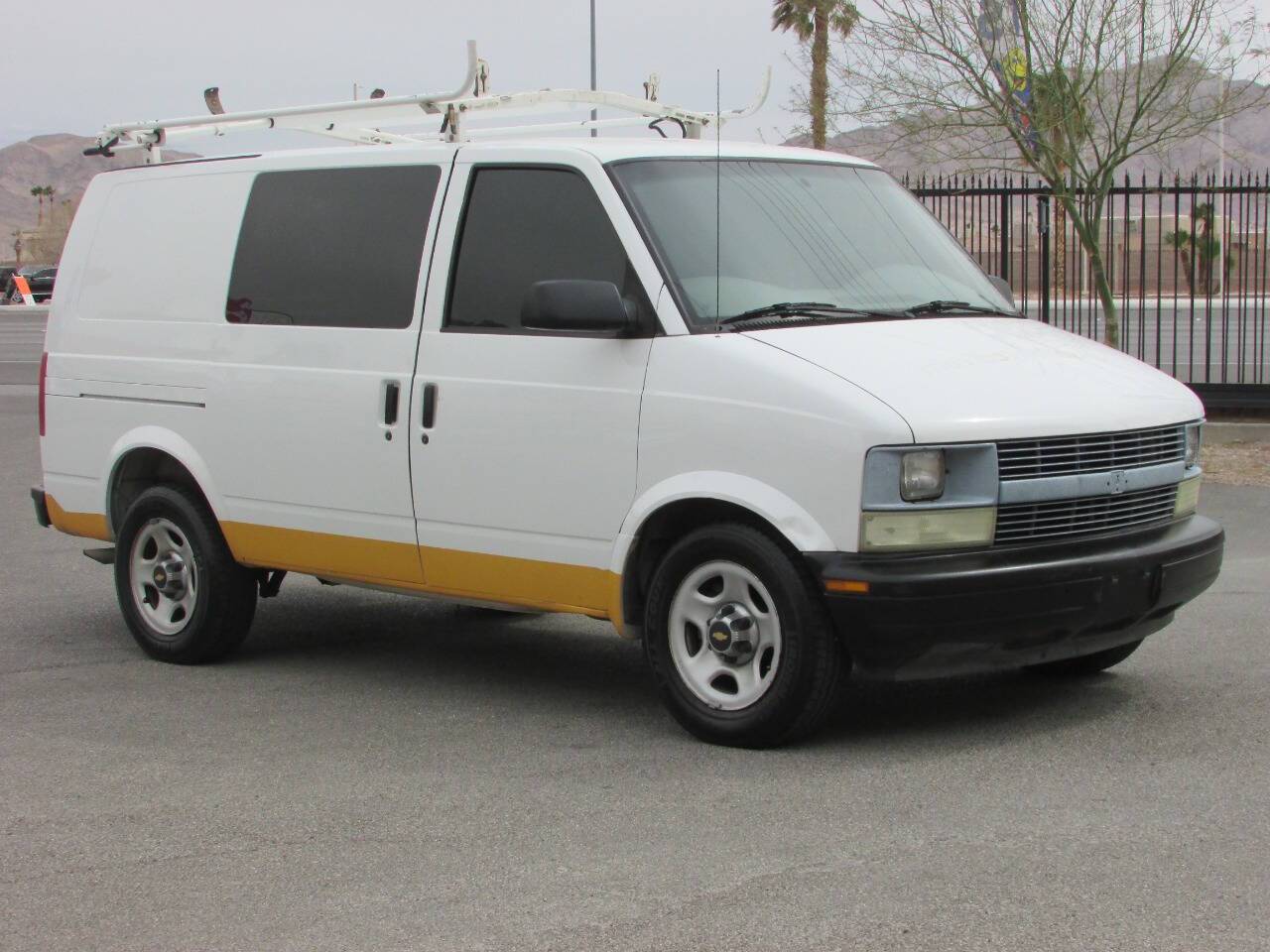 2004 Chevrolet Astro Cargo Van