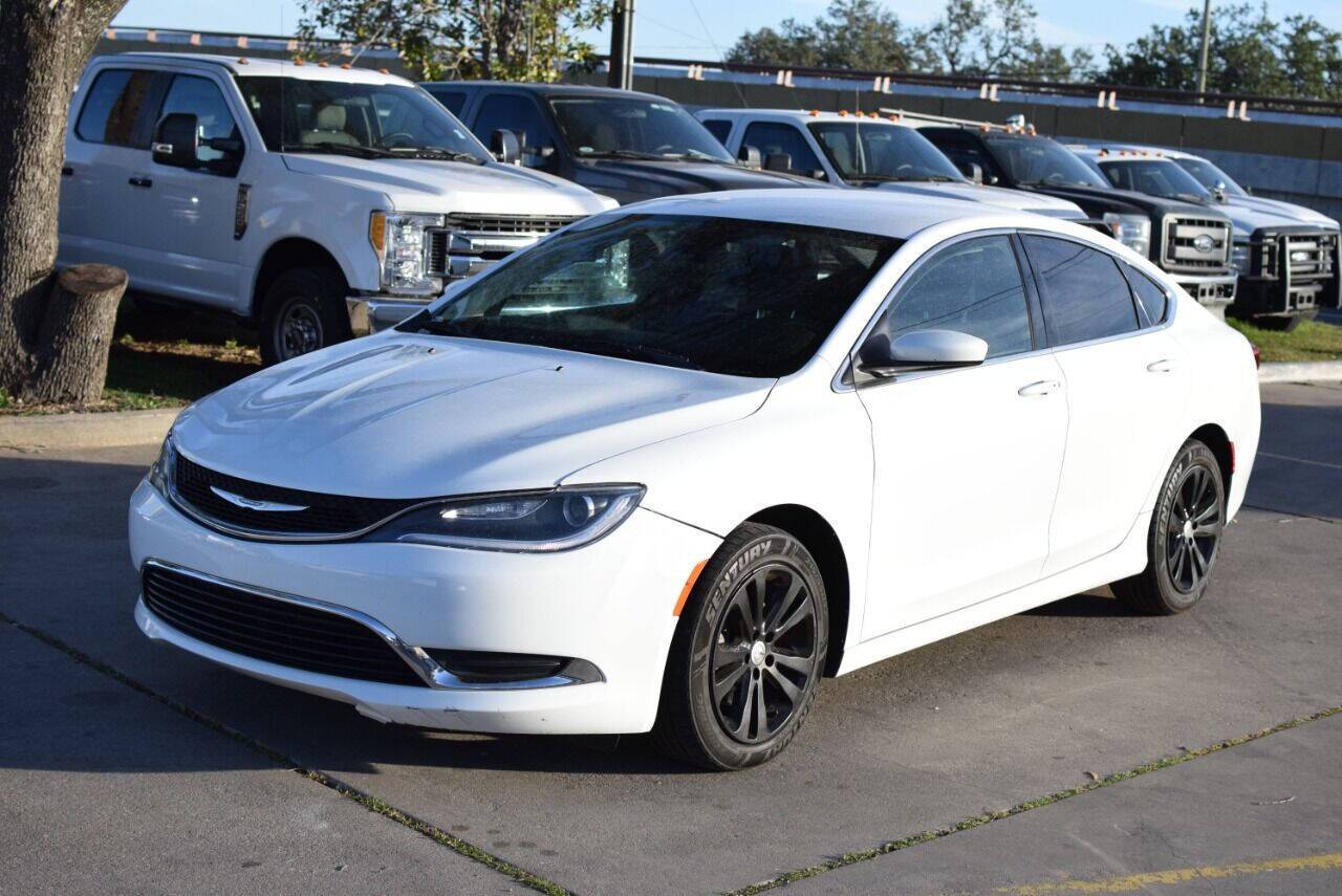 2016 Chrysler 200