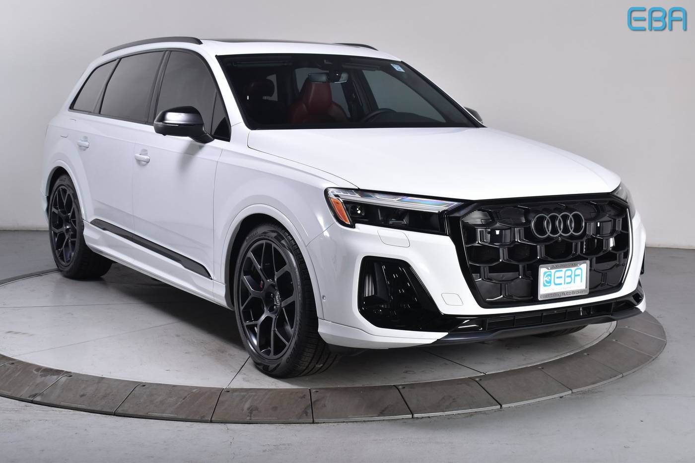2025 Audi SQ7