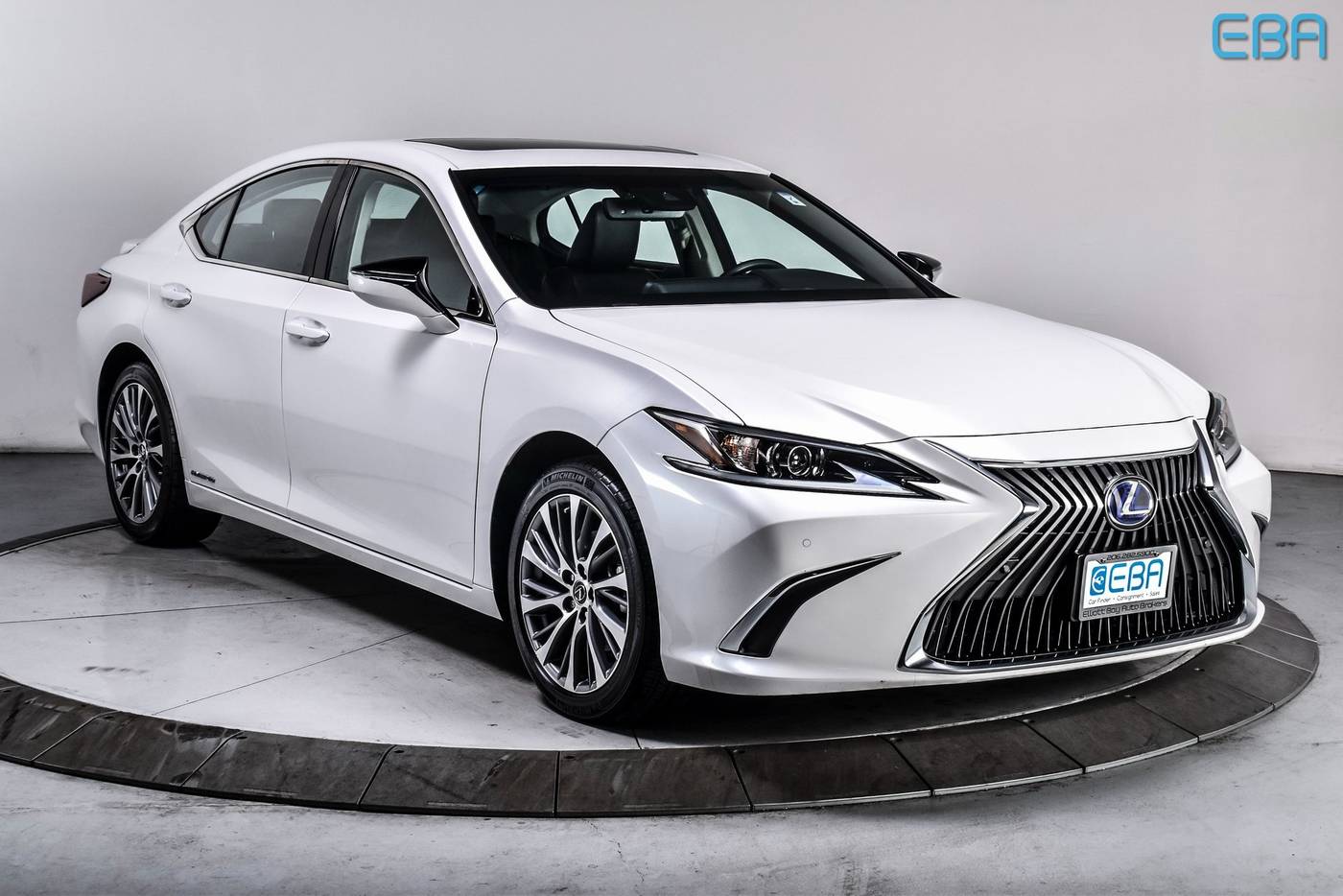 2019 Lexus ES