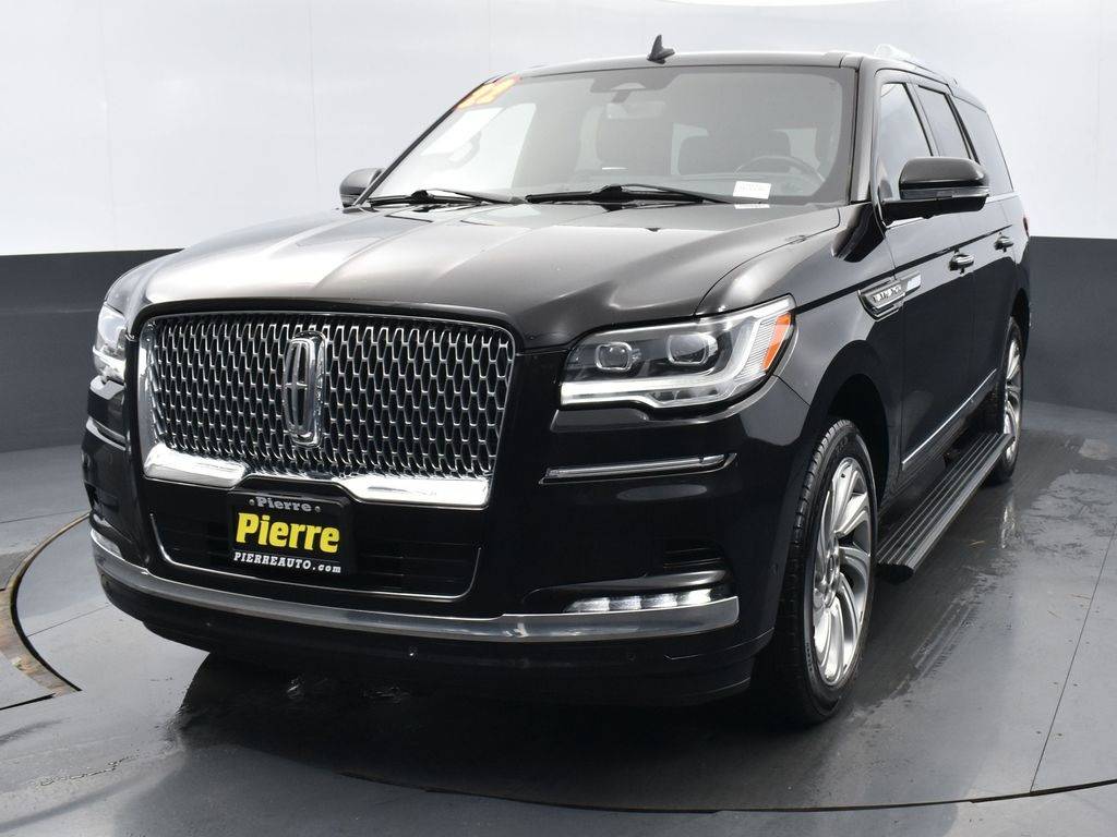 2022 Lincoln Navigator