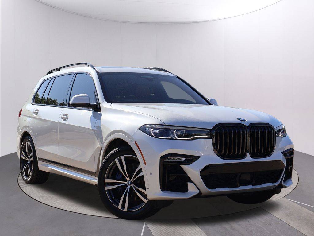 2022 BMW X7