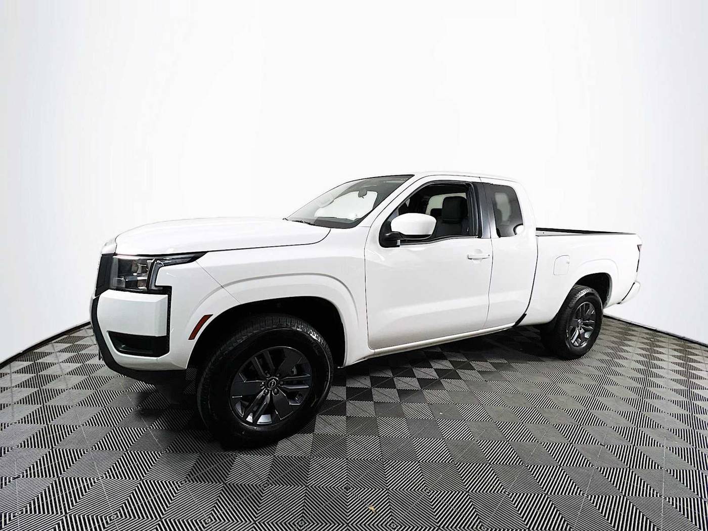 2025 Nissan Frontier