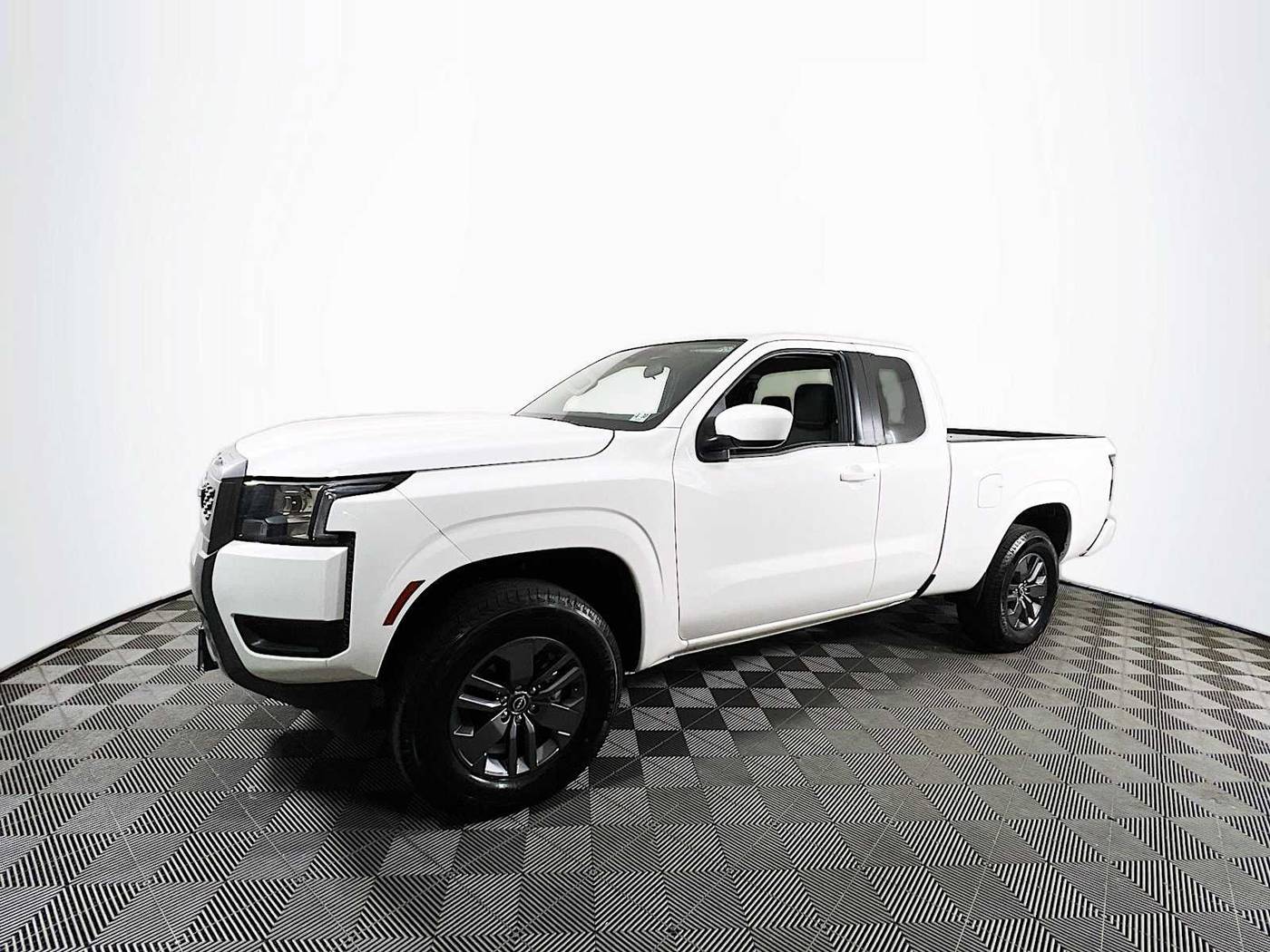 2025 Nissan Frontier