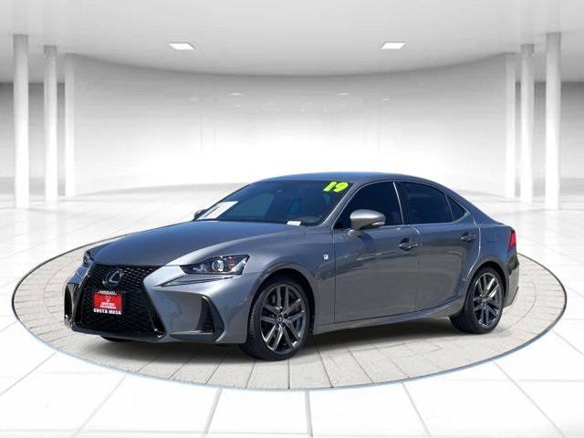 2019 Lexus IS
