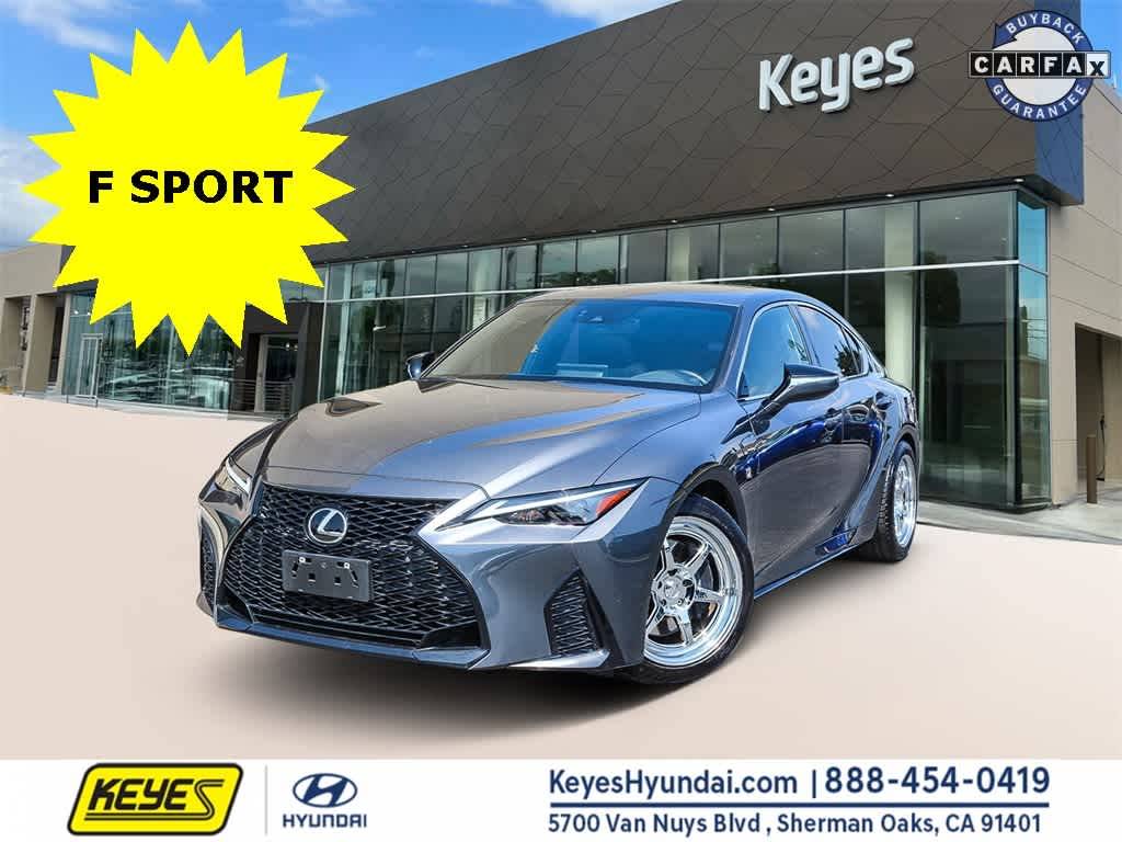 2022 Lexus IS