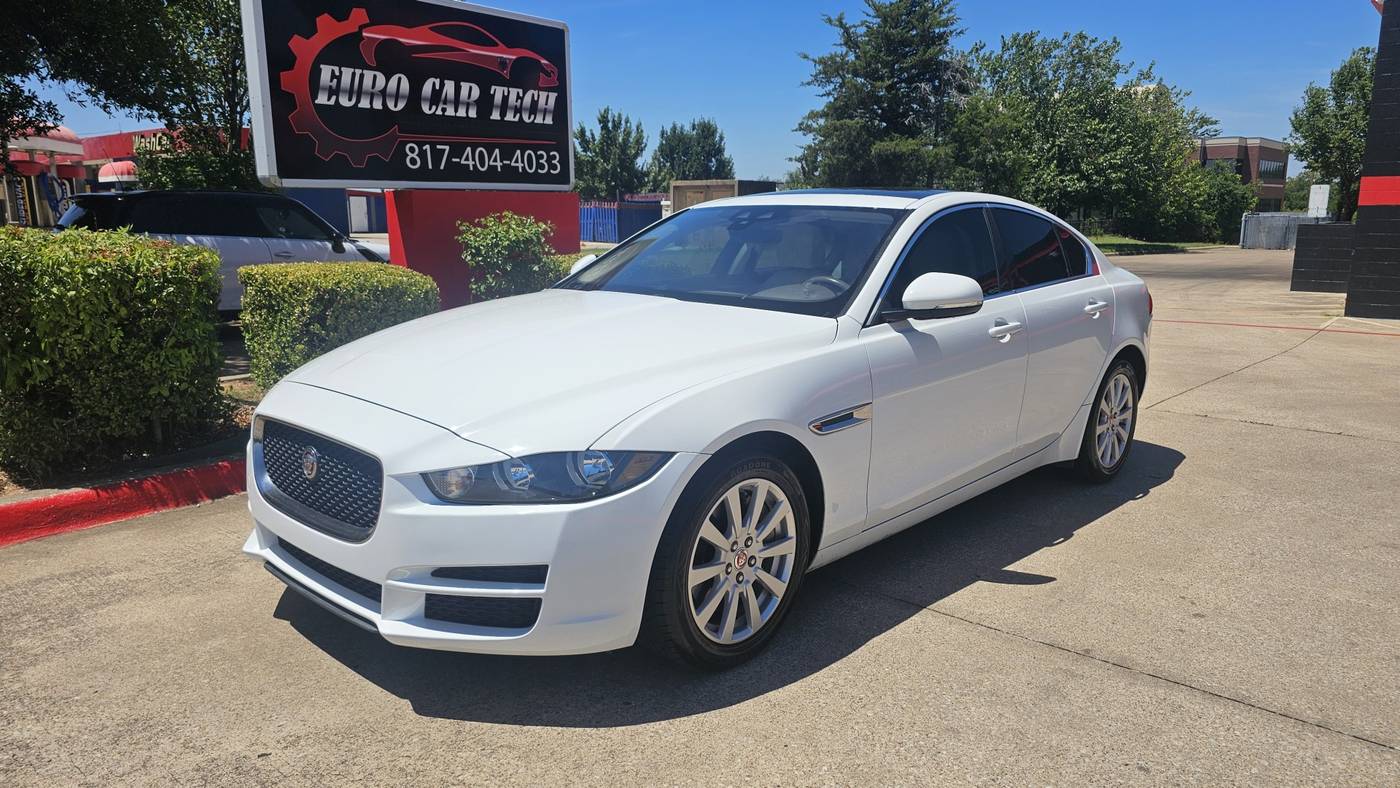 2019 Jaguar XE