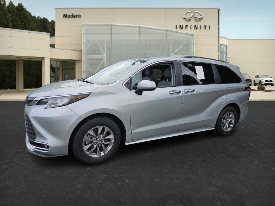 2023 Toyota Sienna