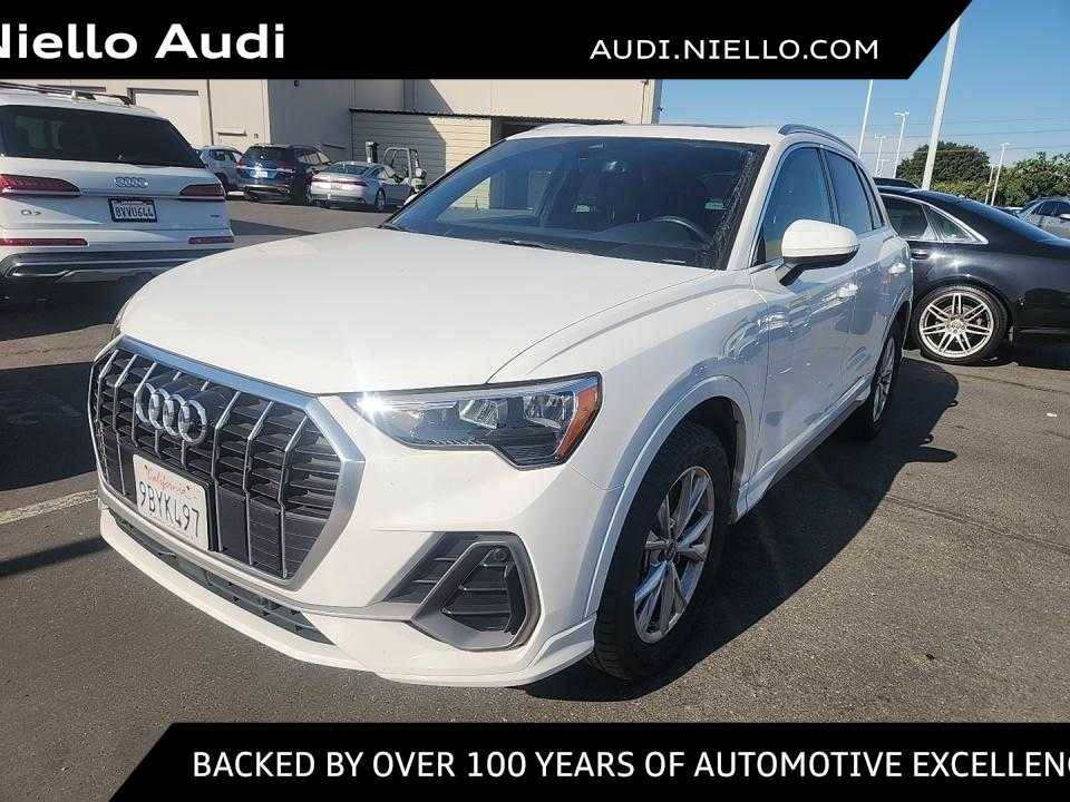2022 Audi Q3
