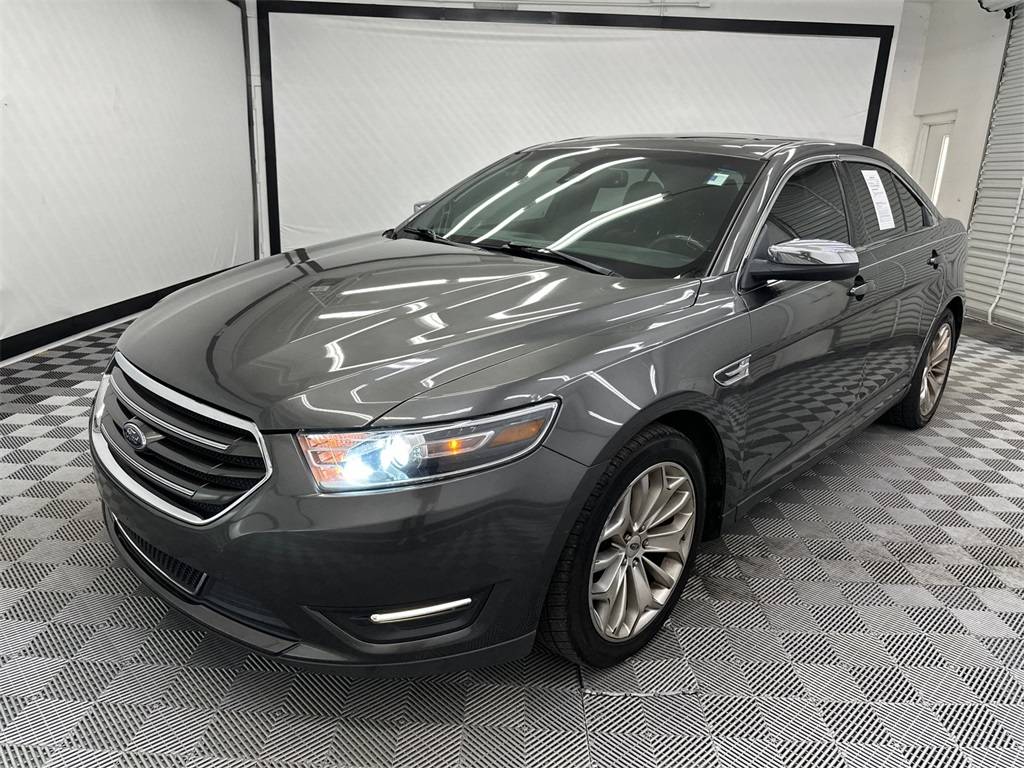 2018 Ford Taurus