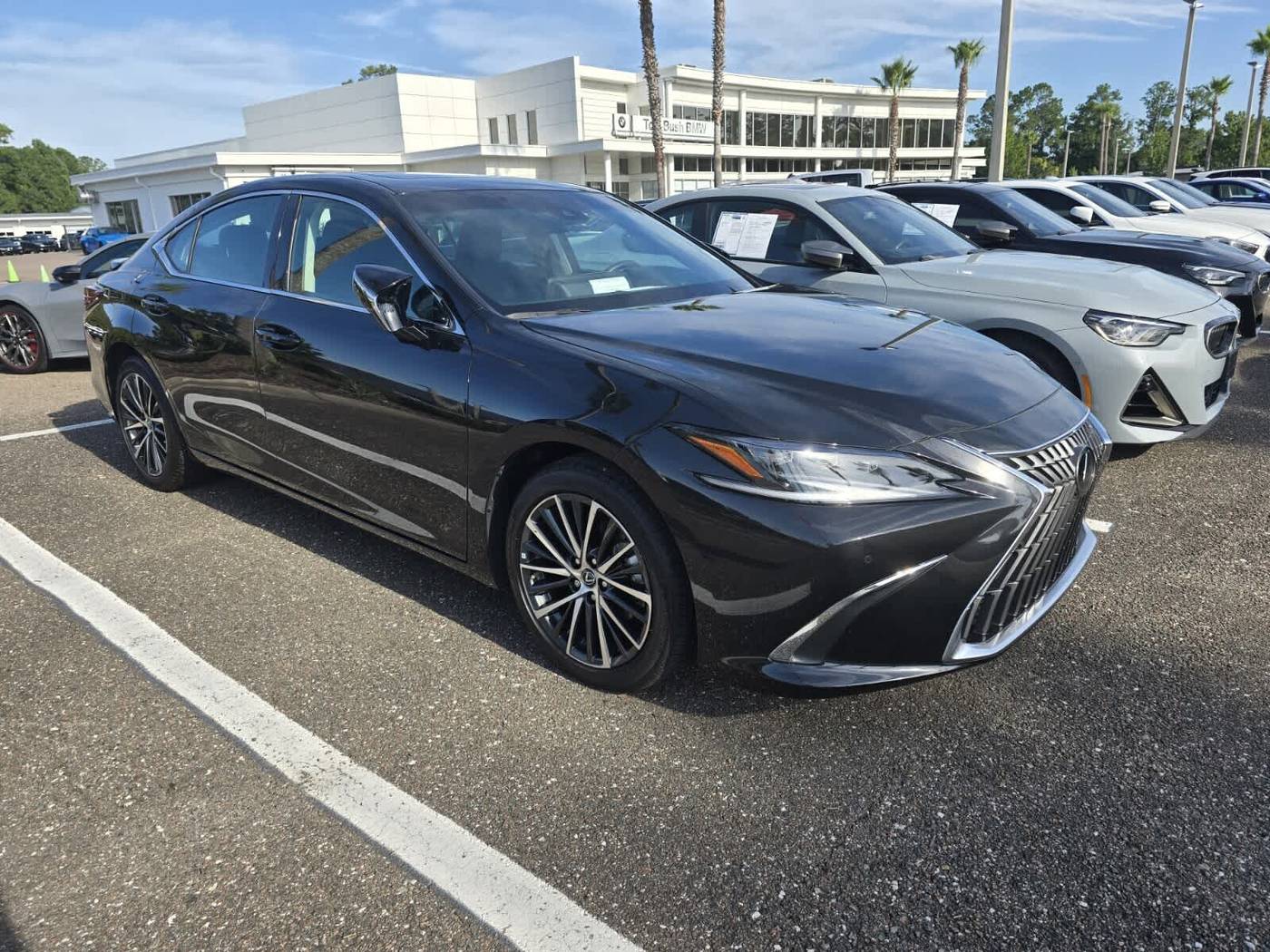 2024 Lexus ES