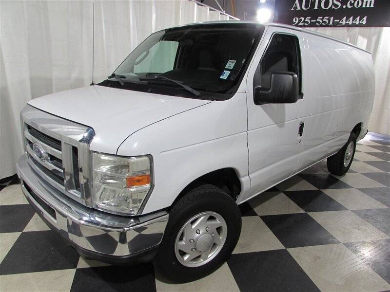 2013 Ford Econoline Cargo Van