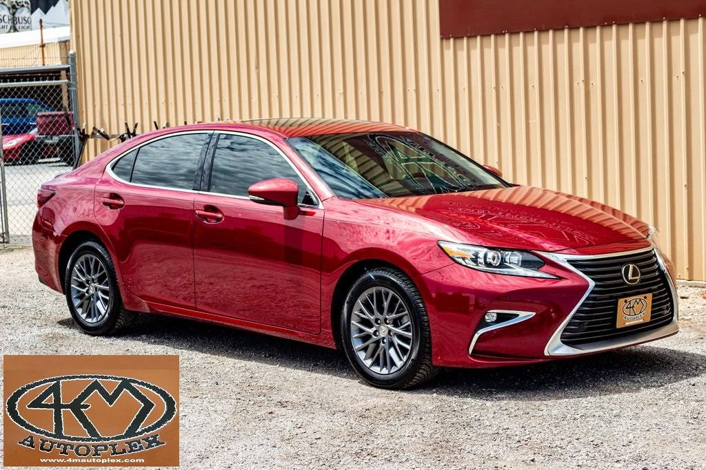 2018 Lexus ES